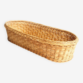 Light rattan bread basket