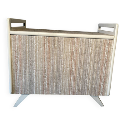 Coffre vintage tapissé, structure bois laqué blanc, années 60-70