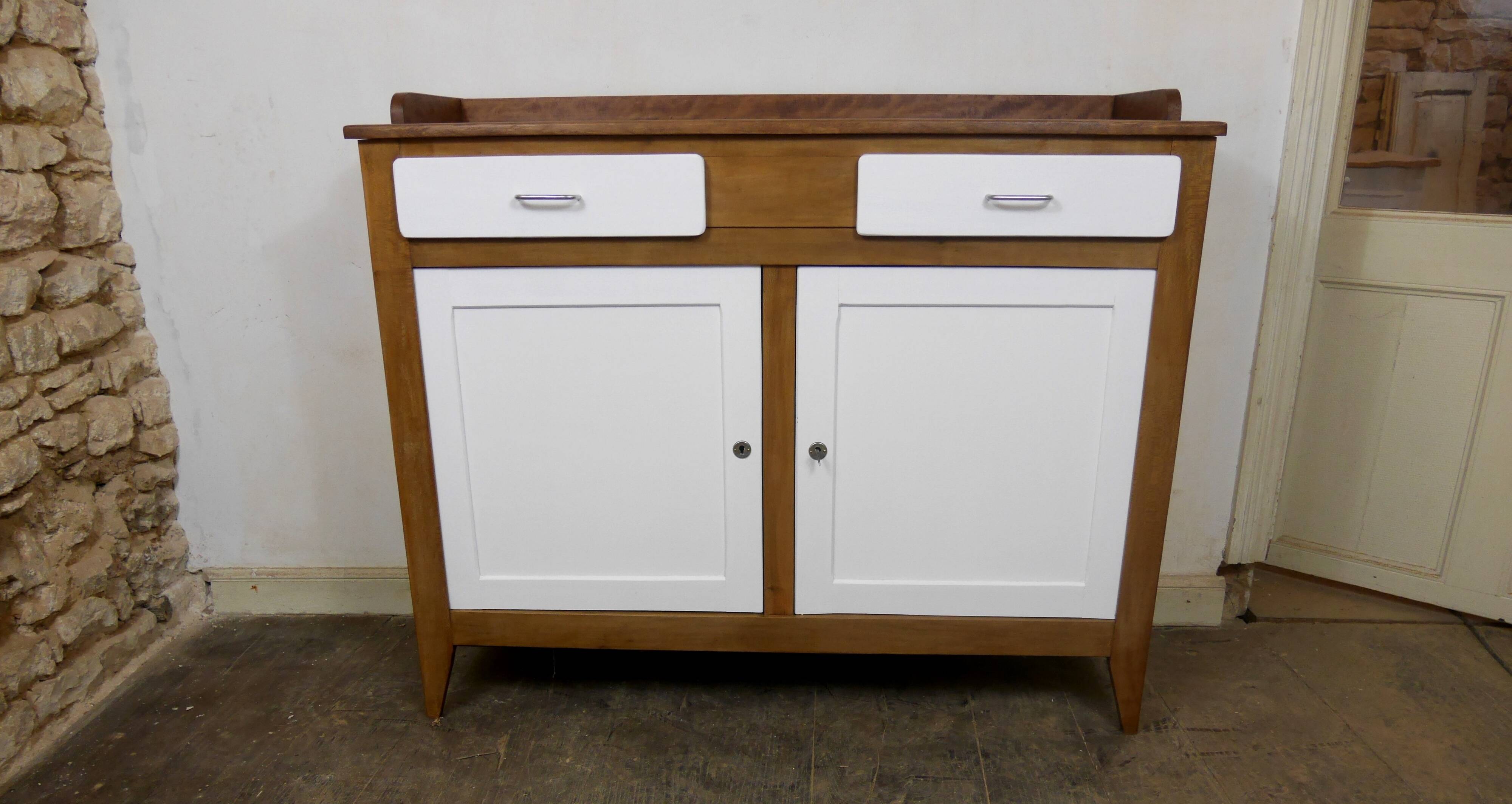 Parisian buffet wood kitchen