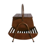 Wood seamstress