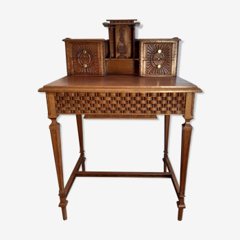 Small office secretary of old lady carved era late 19th century