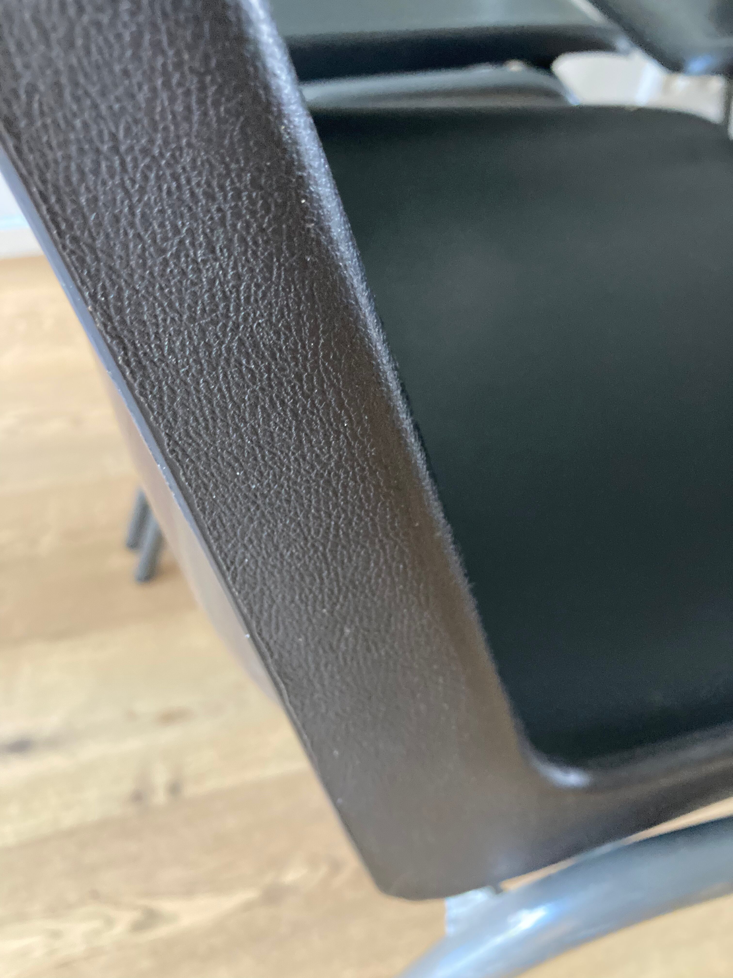 Set of 4 Chairs Unic Design year 90 '