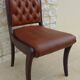 Chaise chic de style  Chesterfield Vintage à ossature bois et simili cuir