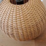 Scandinavian wicker suspension