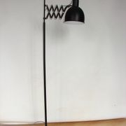 Lampadaire style loft, années 1990
