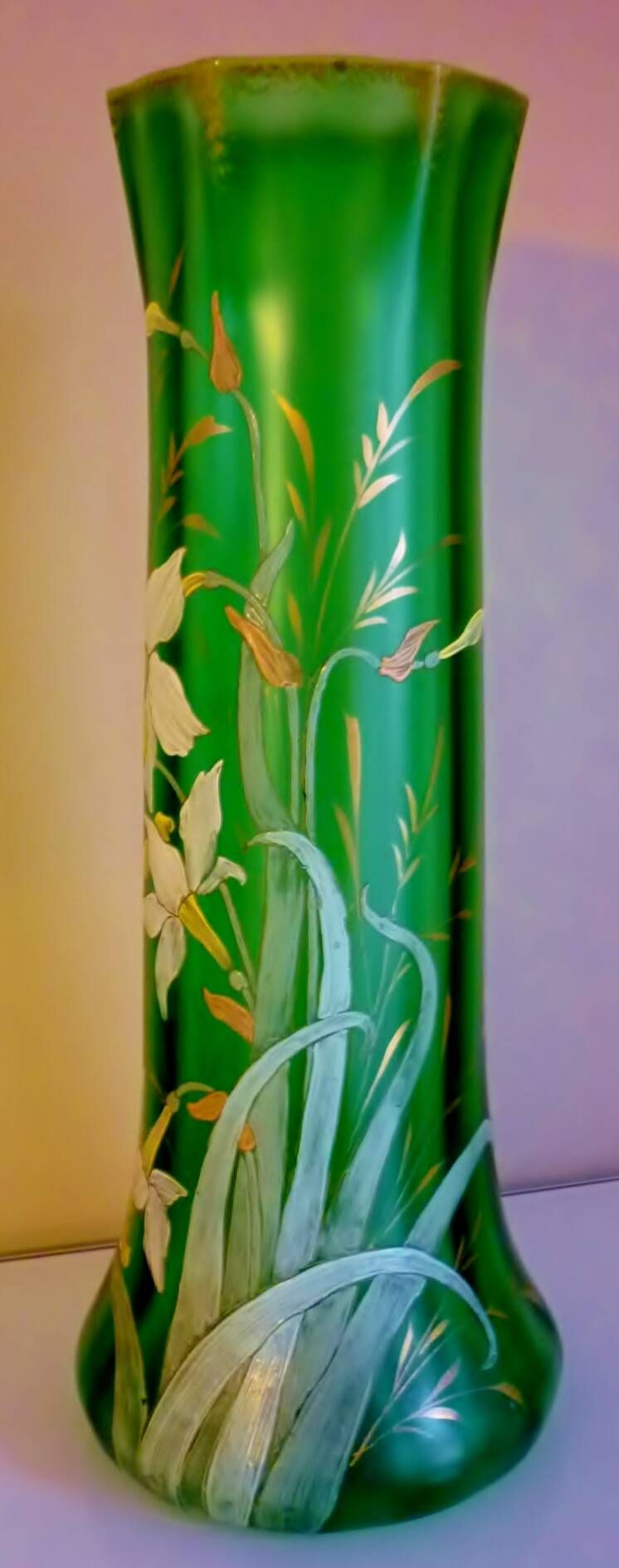 Vase with daffodils in blown glass, enameled, gilded, Legras Montjoye workshops, art nouveau