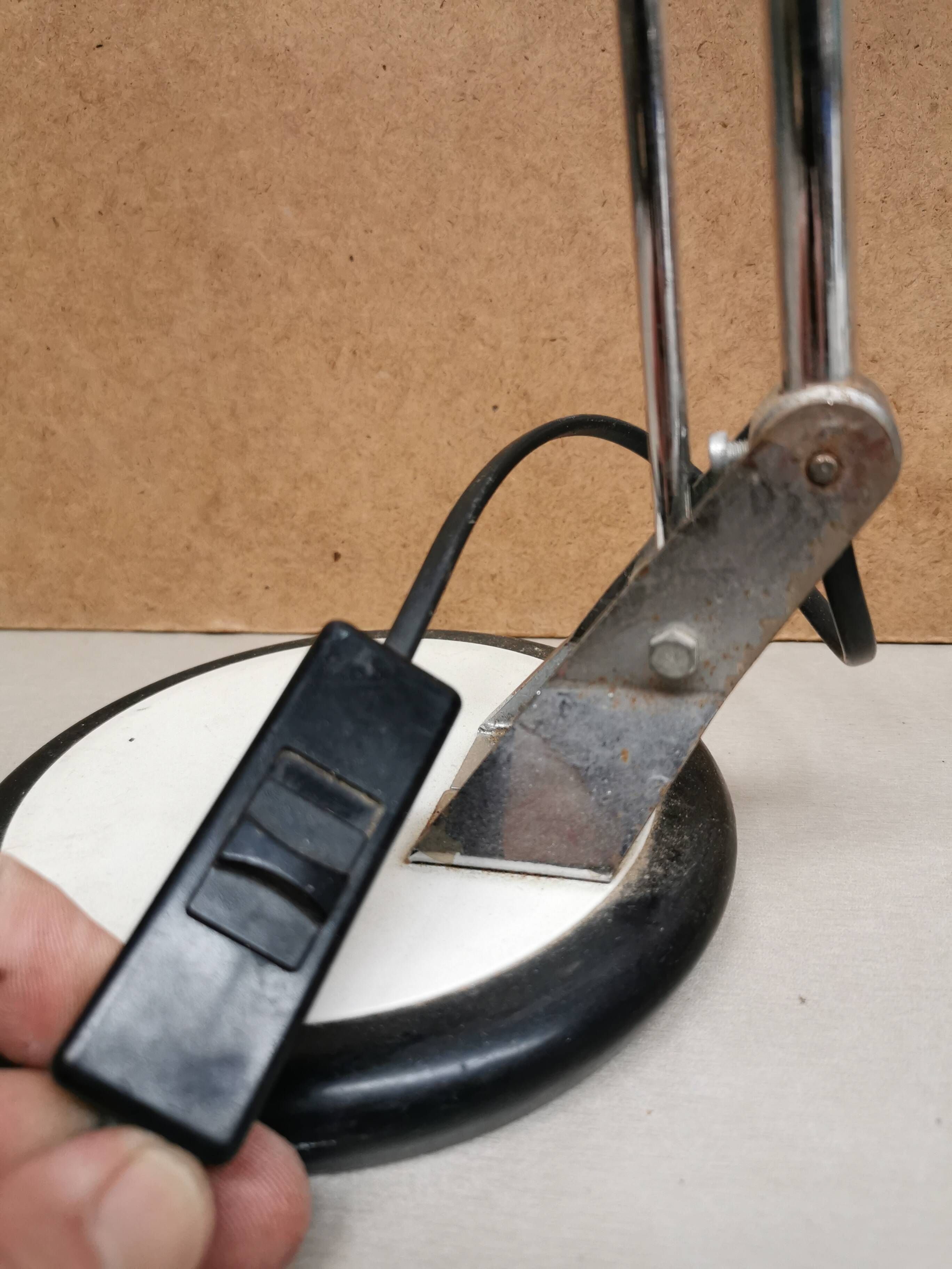 Pair of vintage desk lamps from the 60s and 70s aluminor