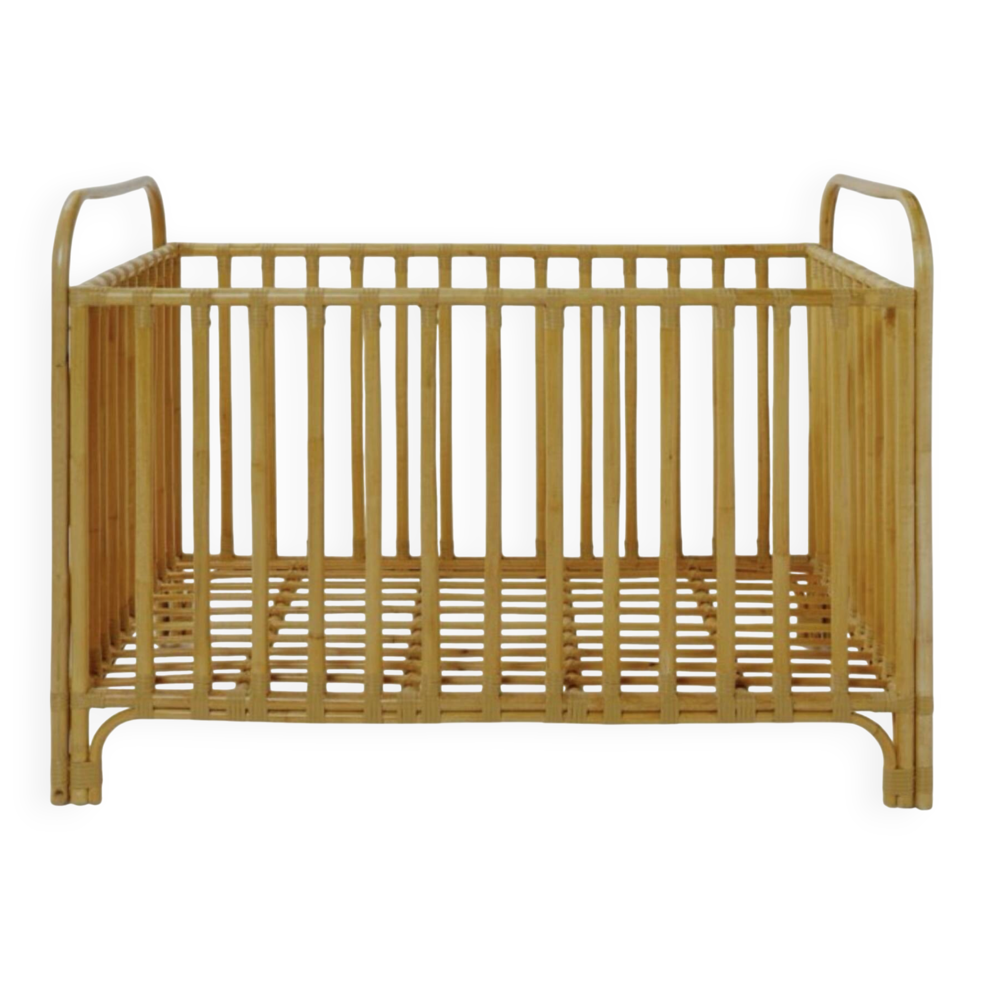 Bonton rattan children's bed
