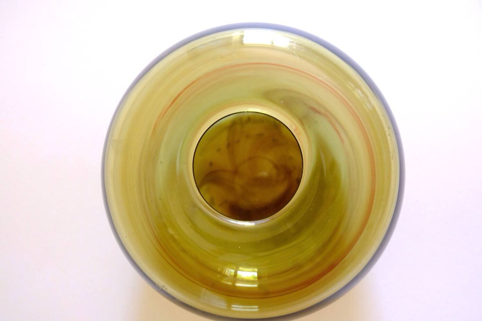 Blown glass ball vase by Claude Morin, Dieulefit France 1979