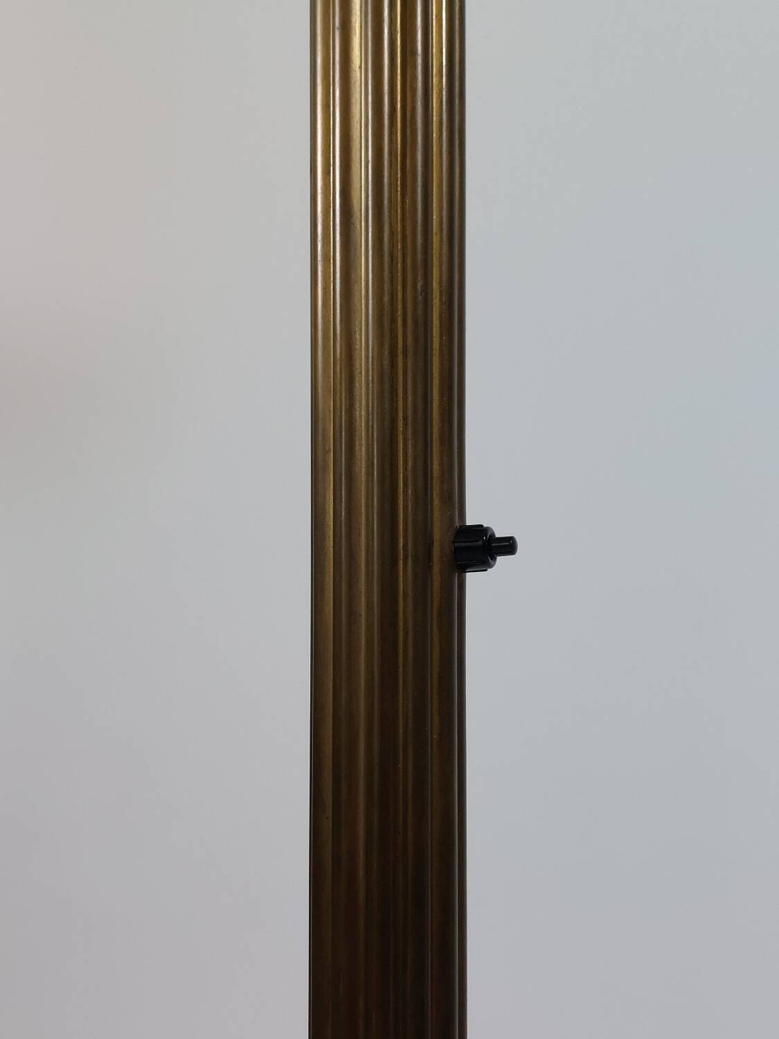 Lampe de sol en laiton vintage décor colonne