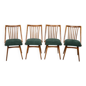 Ensemble de quatre chaises