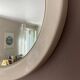 Miroir rond blanc en plastique vintage