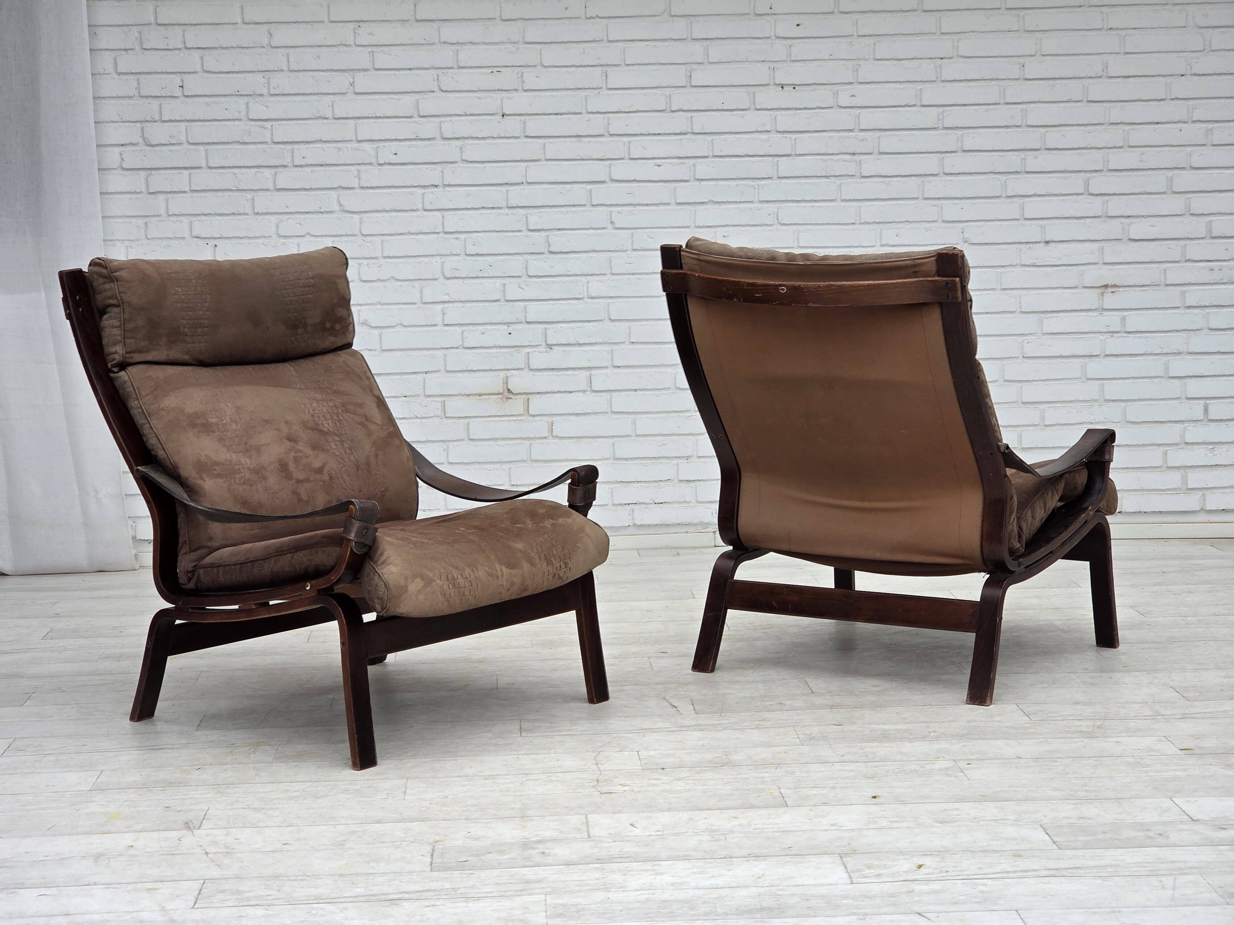 1970s, Scandinavian lounge chair, nubuck leather, canvas, beech wood.