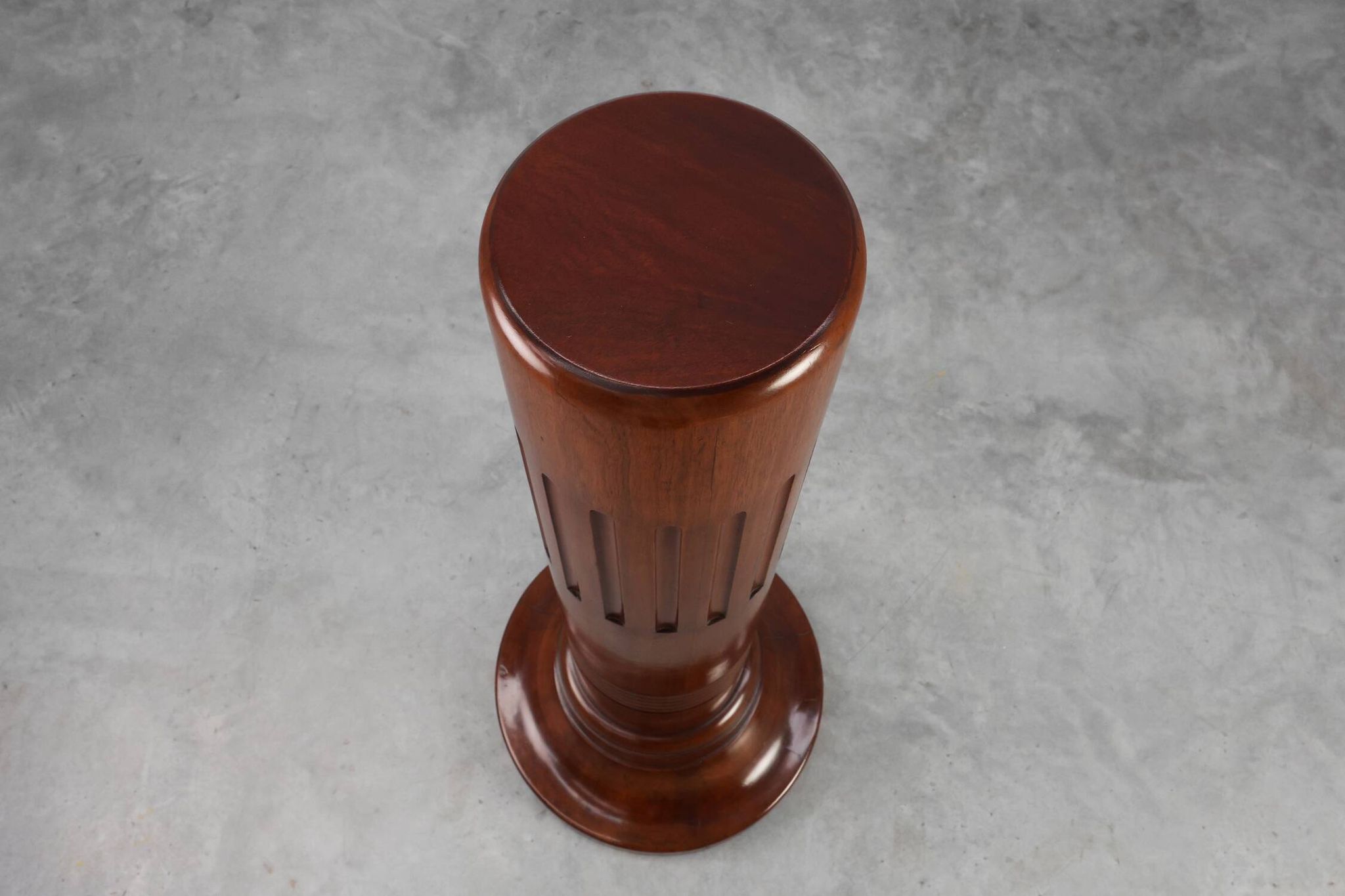 Sculptural Art Deco solid Wooden Pedestal, France ca. 1925