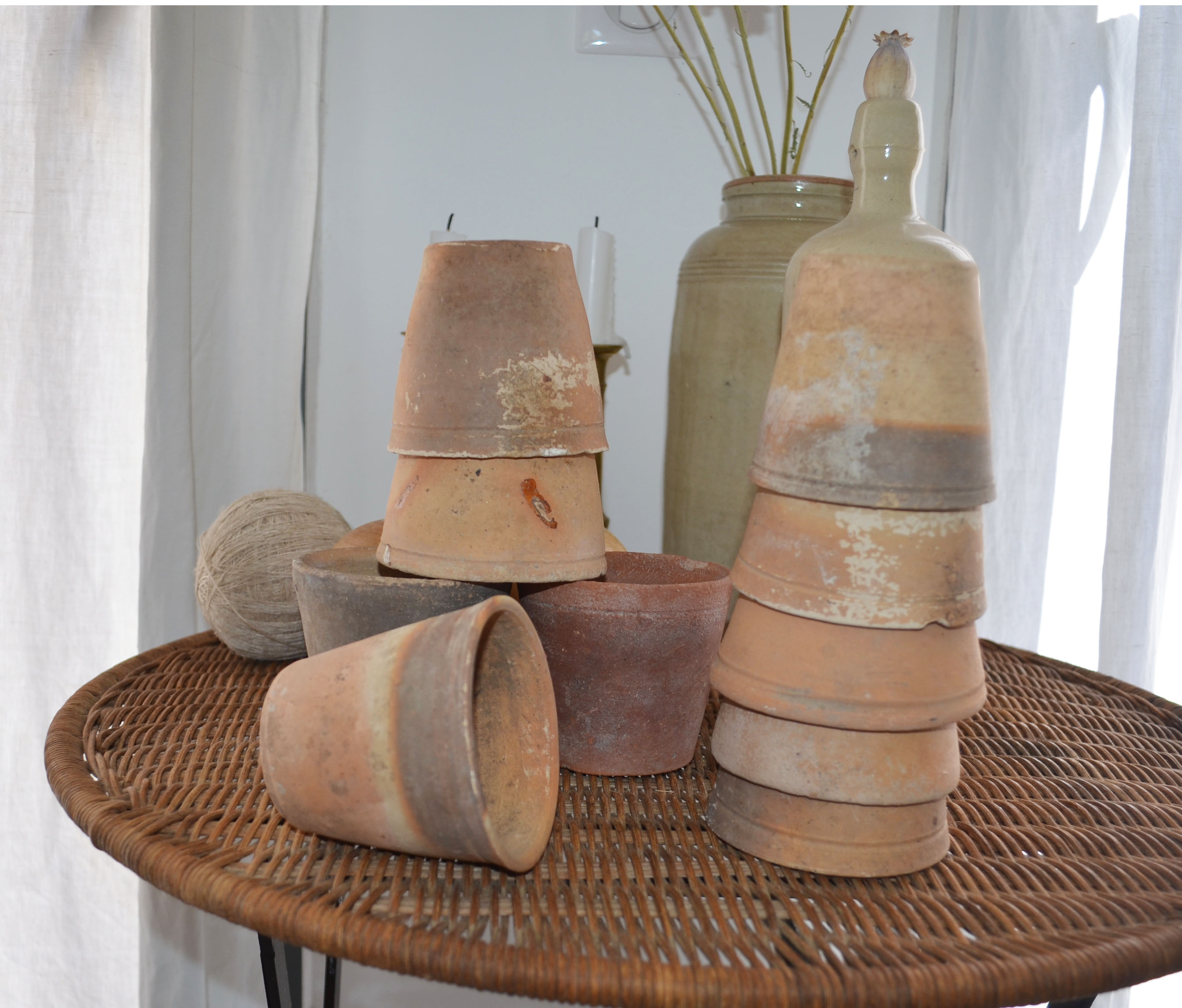 10 terracotta seedling pots