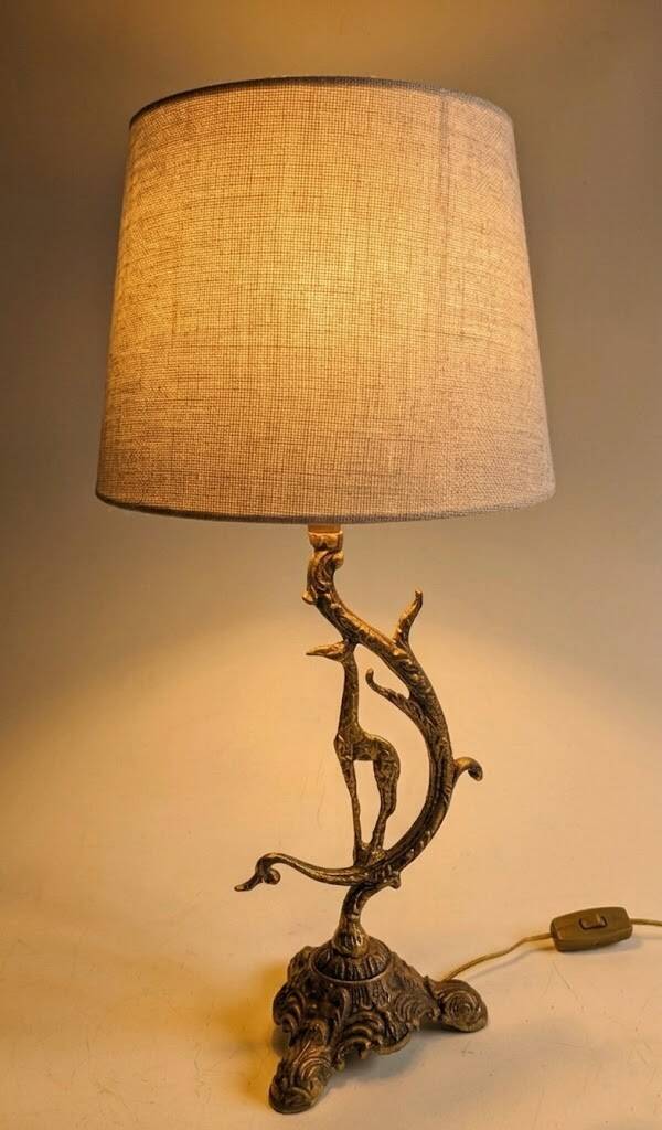 Naturalist Art Nouveau lamp from the early 20th century.