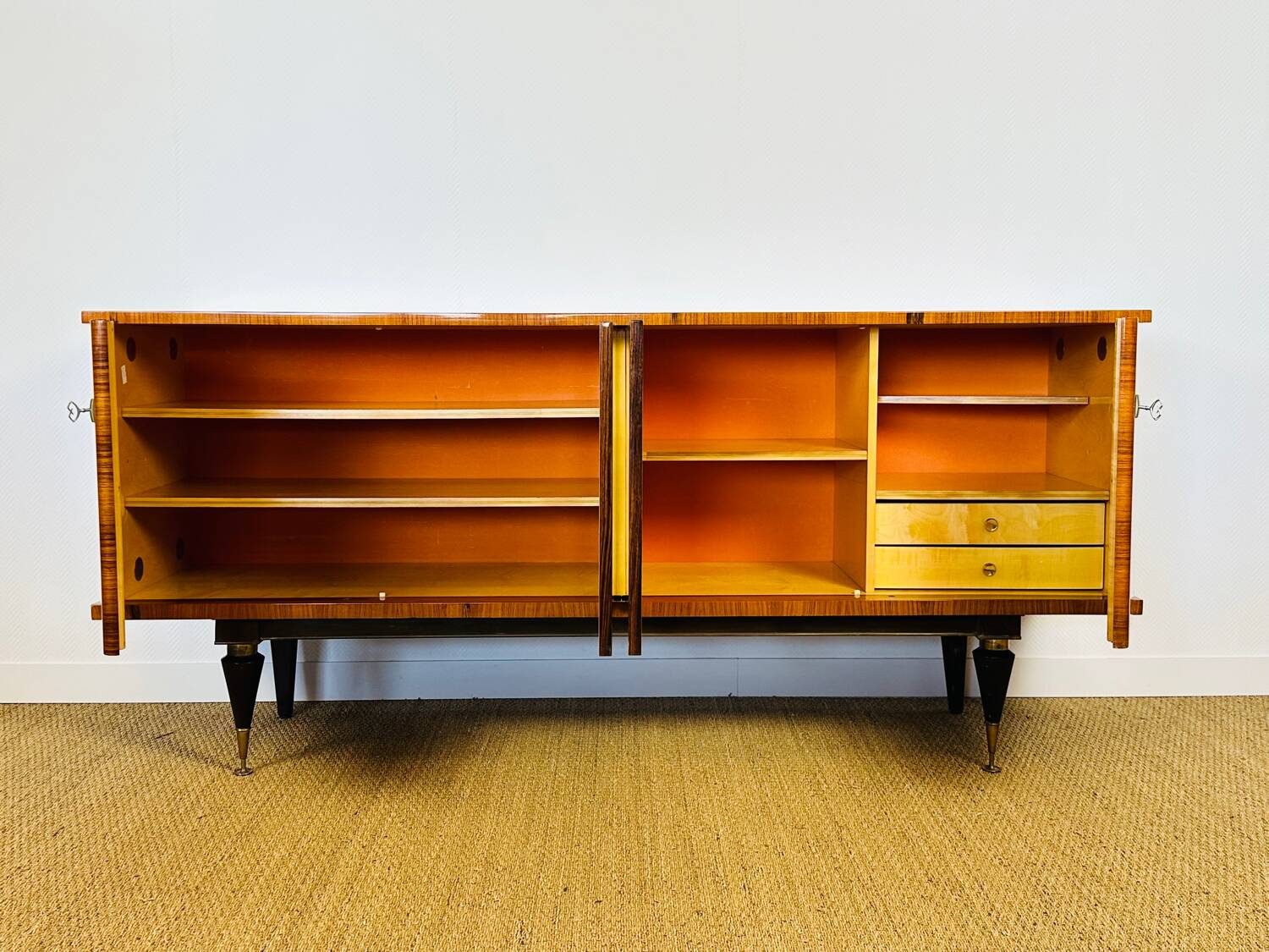 Art Deco buffet in Macassar 1940