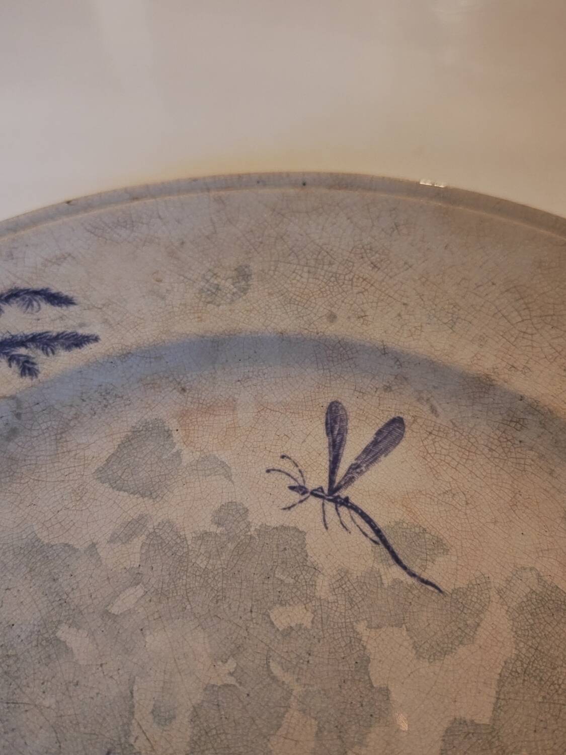 Assiette plate demi deuil