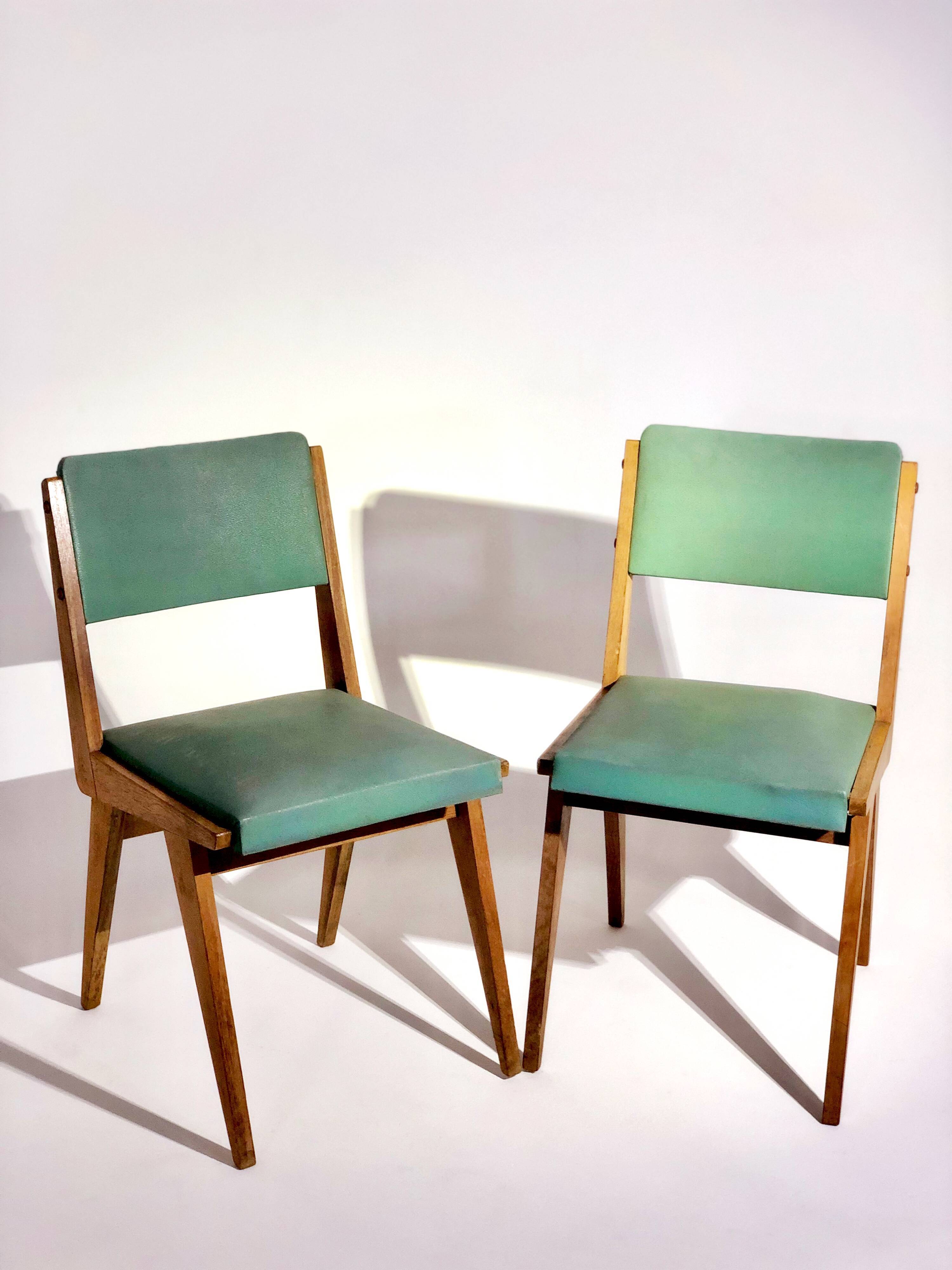 Pair of vintage chairs Maurice Pré - Oak and skaï