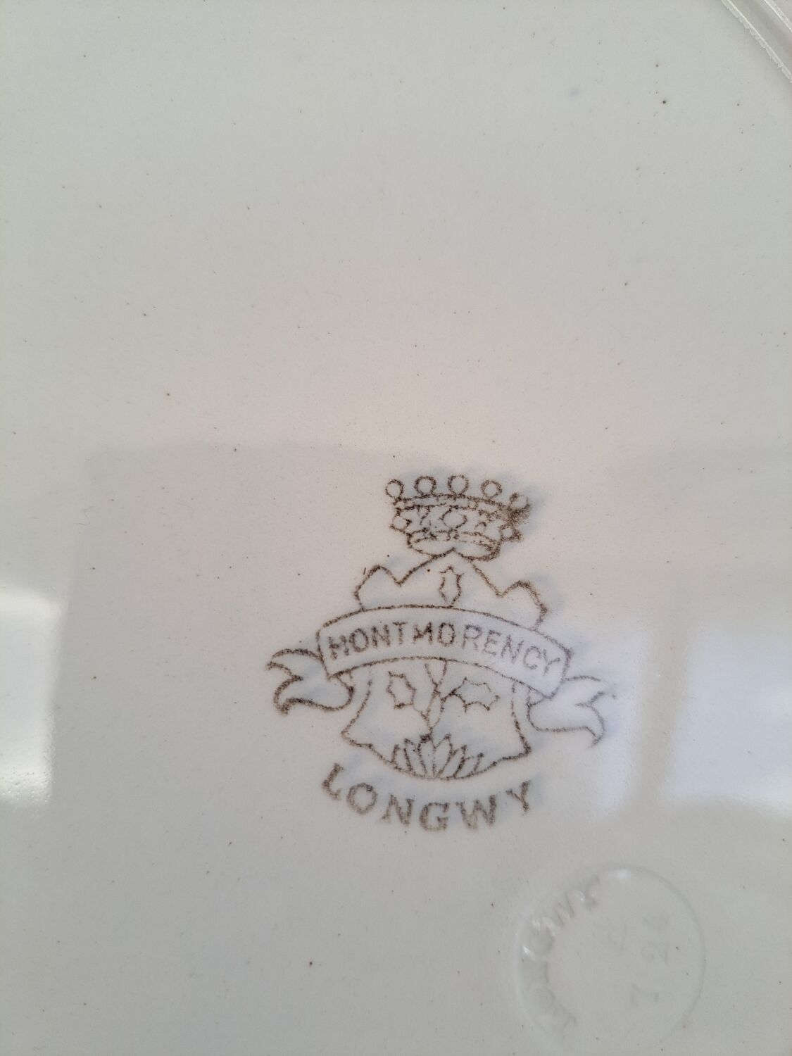 Dish Longwy cherries