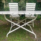Complete garden furniture set in wood and metal