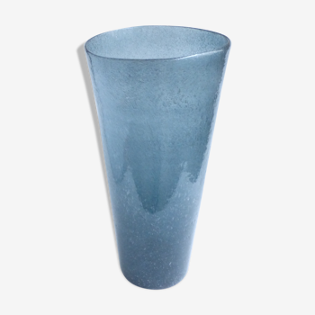 Vase en verre bullé bleu nuit des années 1960
