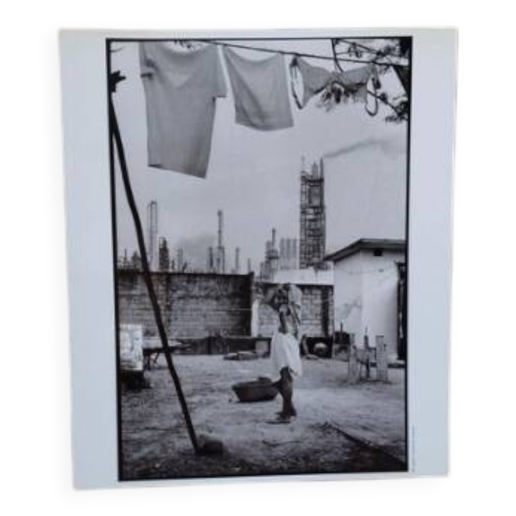 Vintage black & white photo to frame paper edition