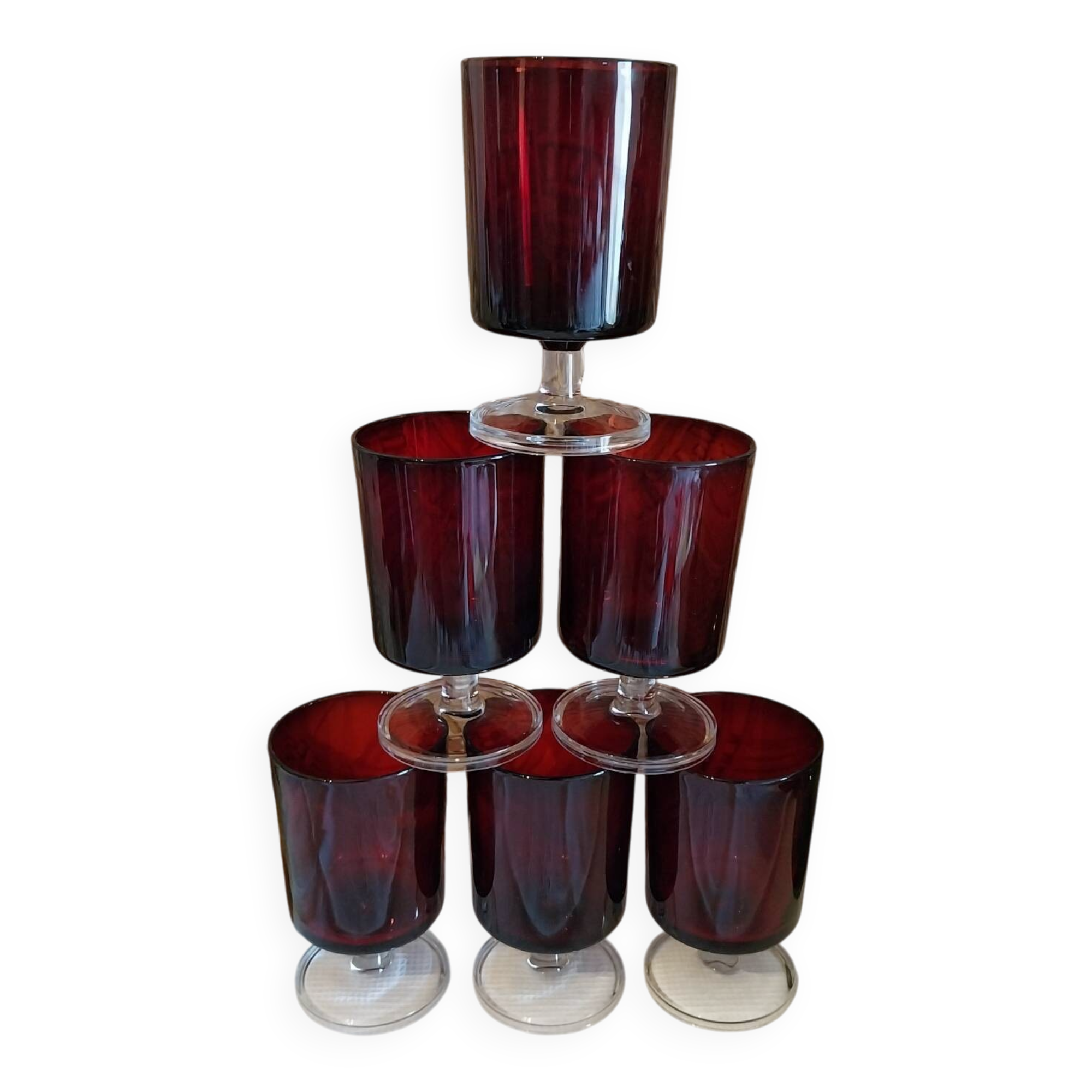 Vintage footed glasses Luminarc model Cavalier Ruby