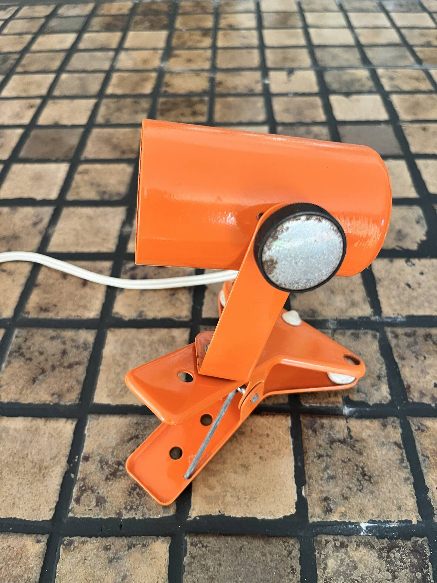 Orange spot pin