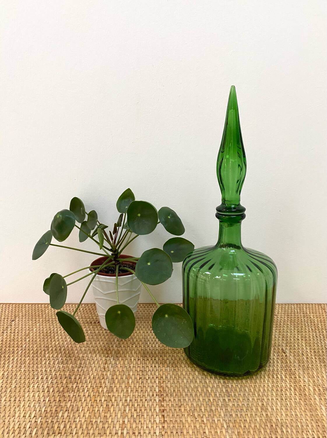Carafe en verre italien Empoli, années 60