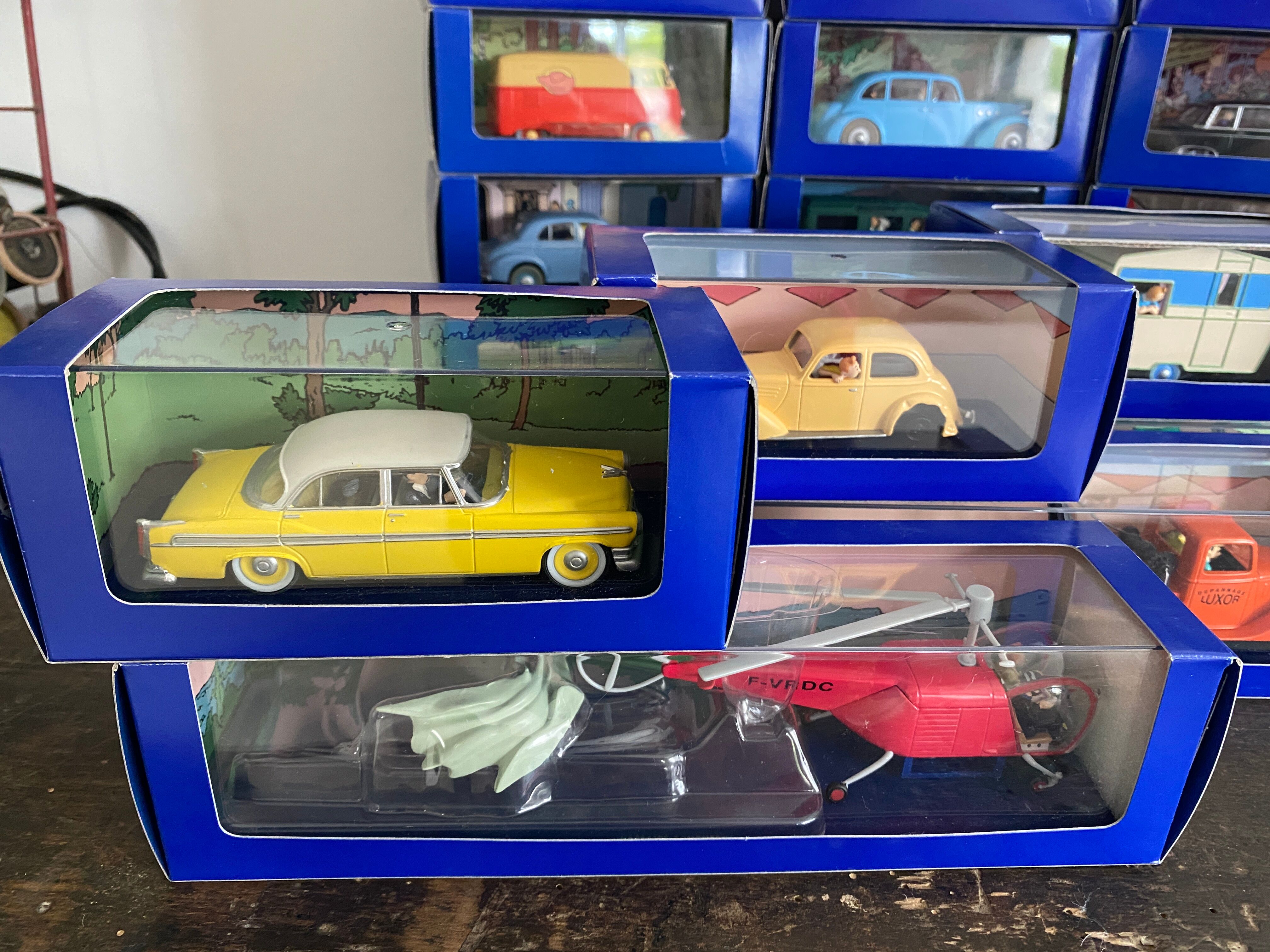 Classic cars "en voiture tintin" atlas edition