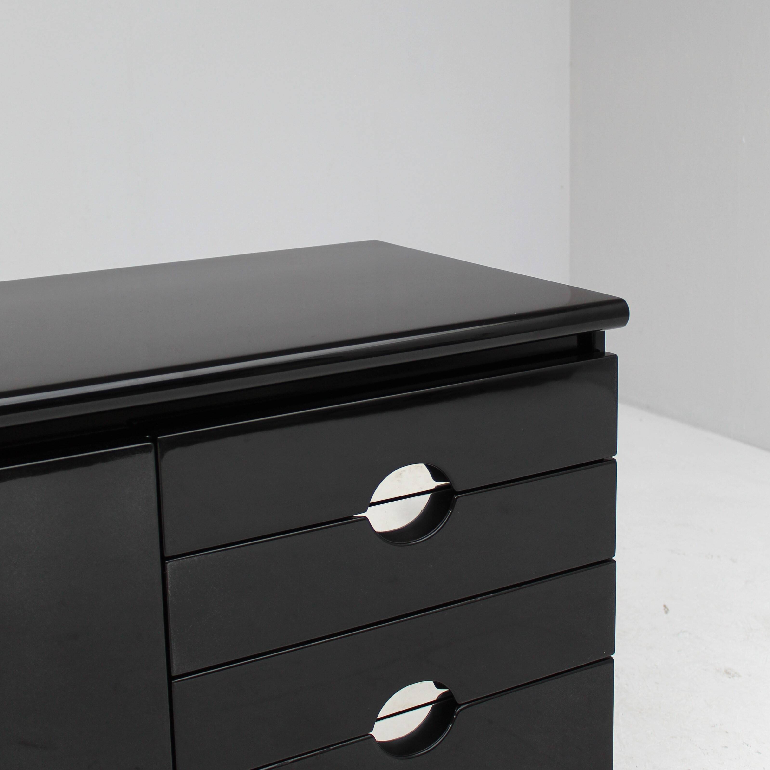 Commode italienne moderne MB3 pour Azucena