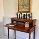 Petit bureau à gradin en merisier 1970