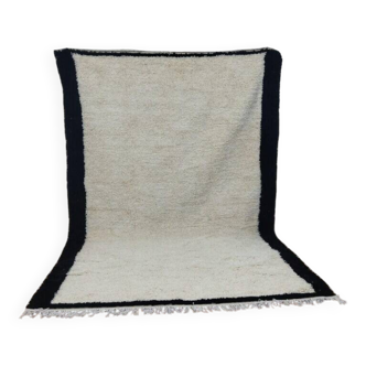 Handmade natural wool rug 250cm x 150cm