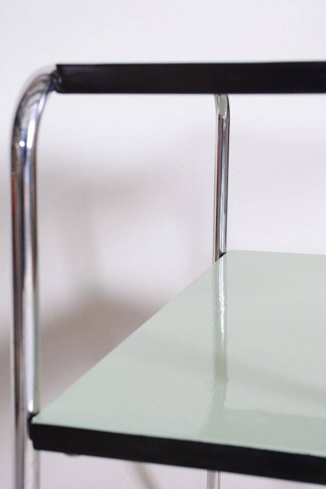 Table d'appoint Art Déco en acier chromé par Marcel Breuer pour Thonet, années 1930.