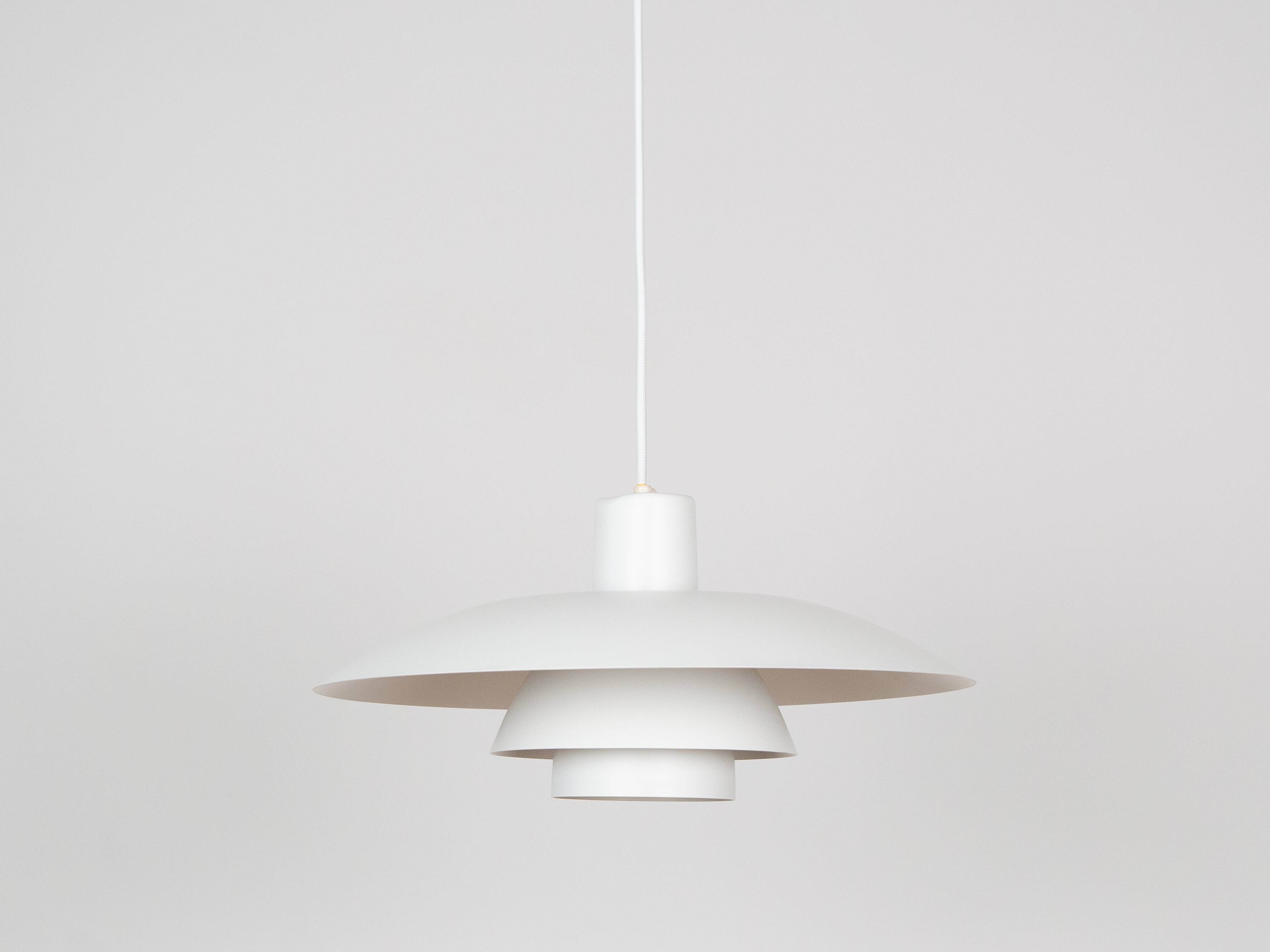 Danish vintage pendant lamp PH 4/3 by Poul Henninsen, Louis Poulsen, 1966