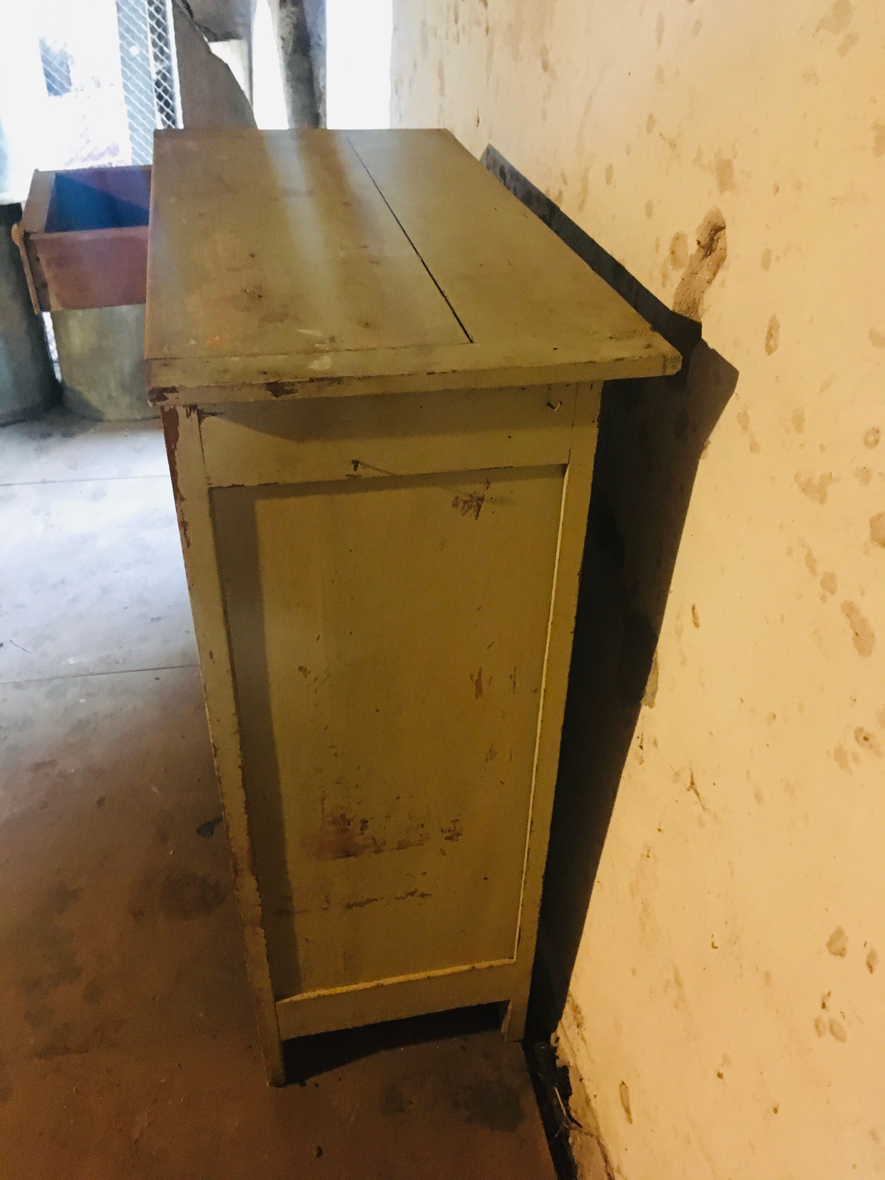 Buffet 1900s green