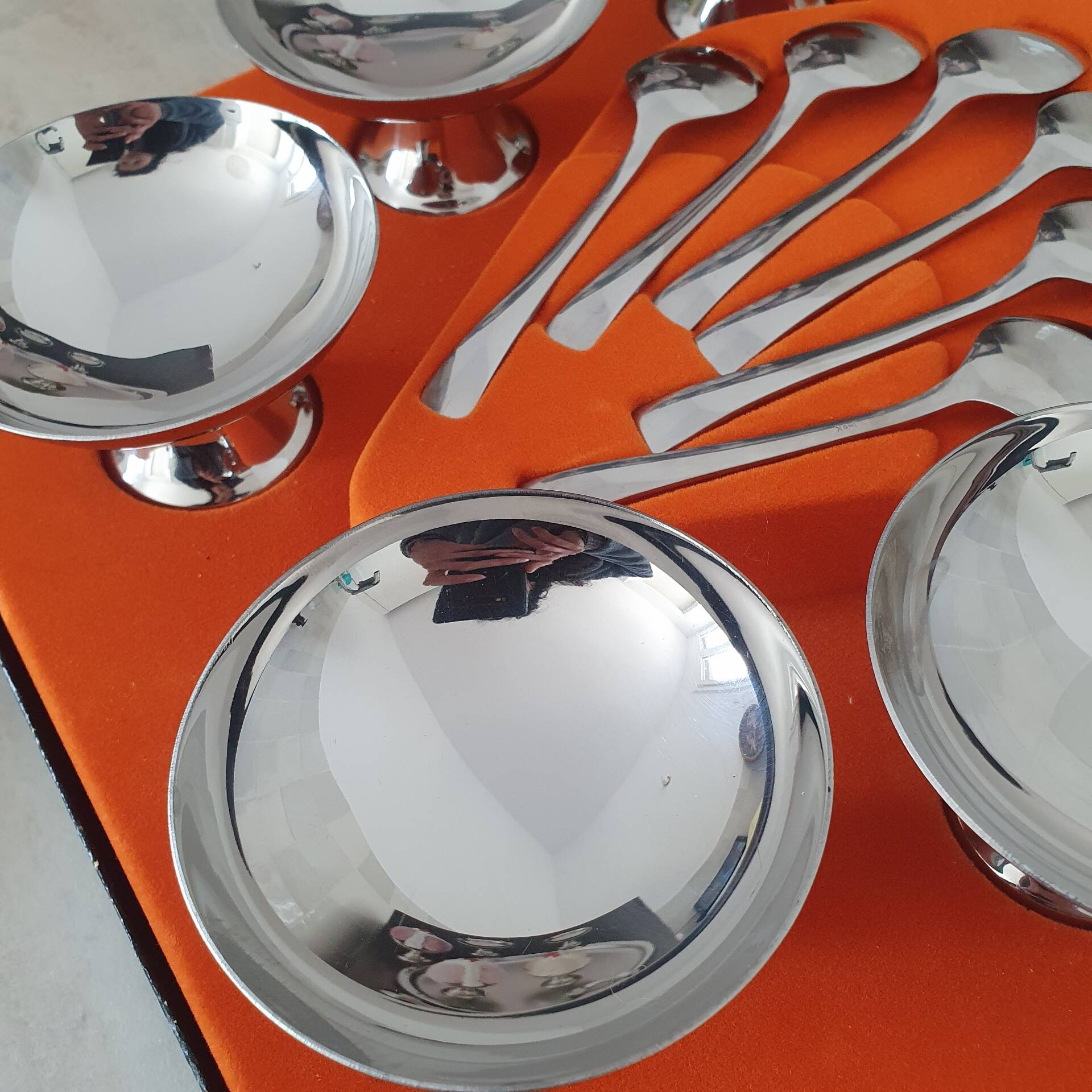 Guy Degrenne / Service en inox massif complet / Coffret coupes cuillèr