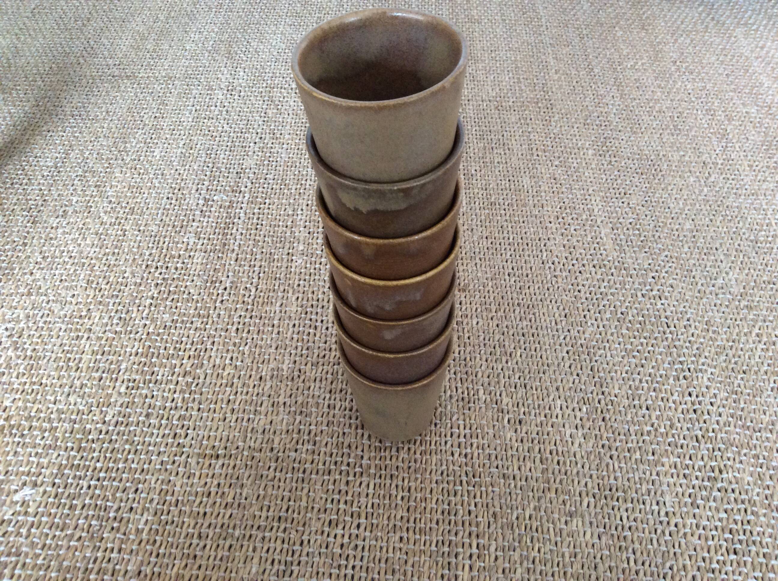 7 stoneware coffee cups