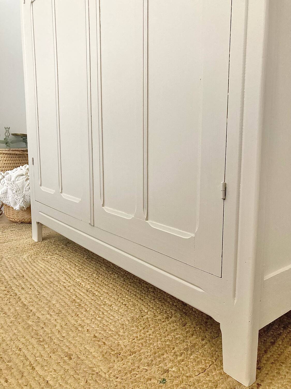 Armoire parisienne