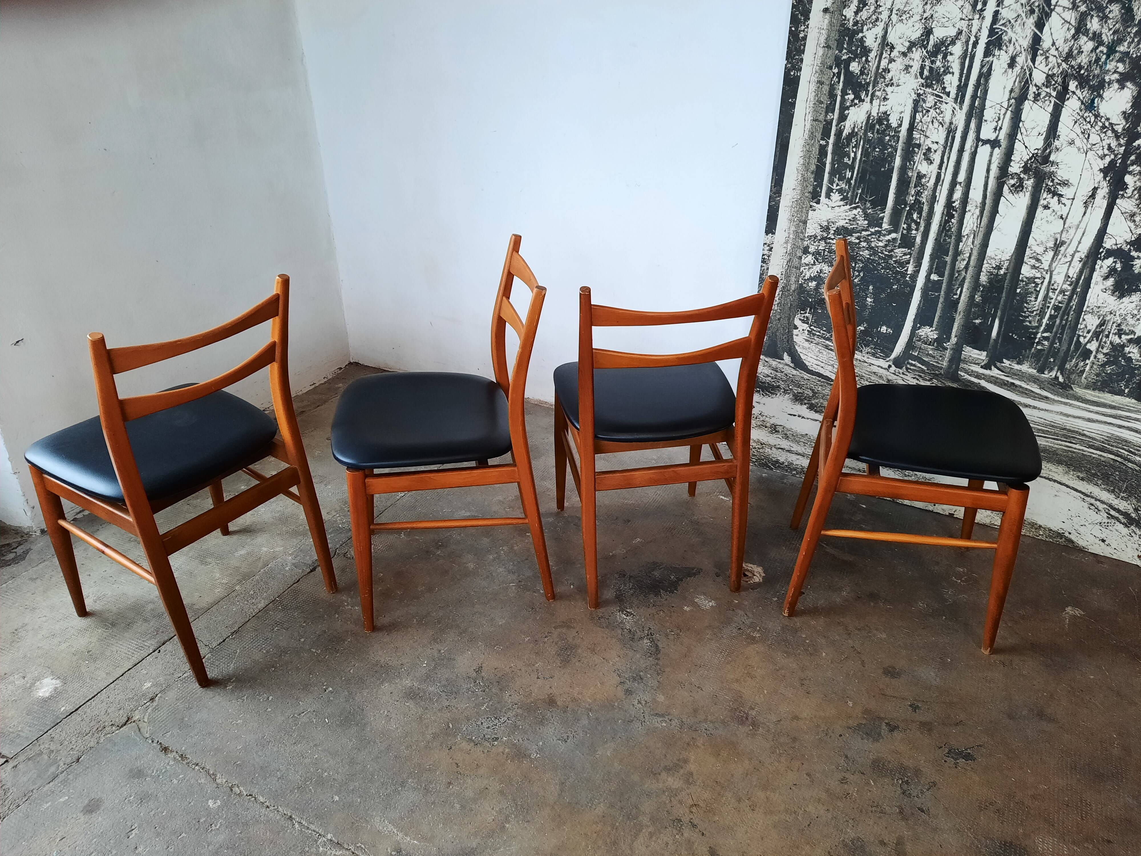 Set of 4 vintage Scandinavian chairs with Skaï seat