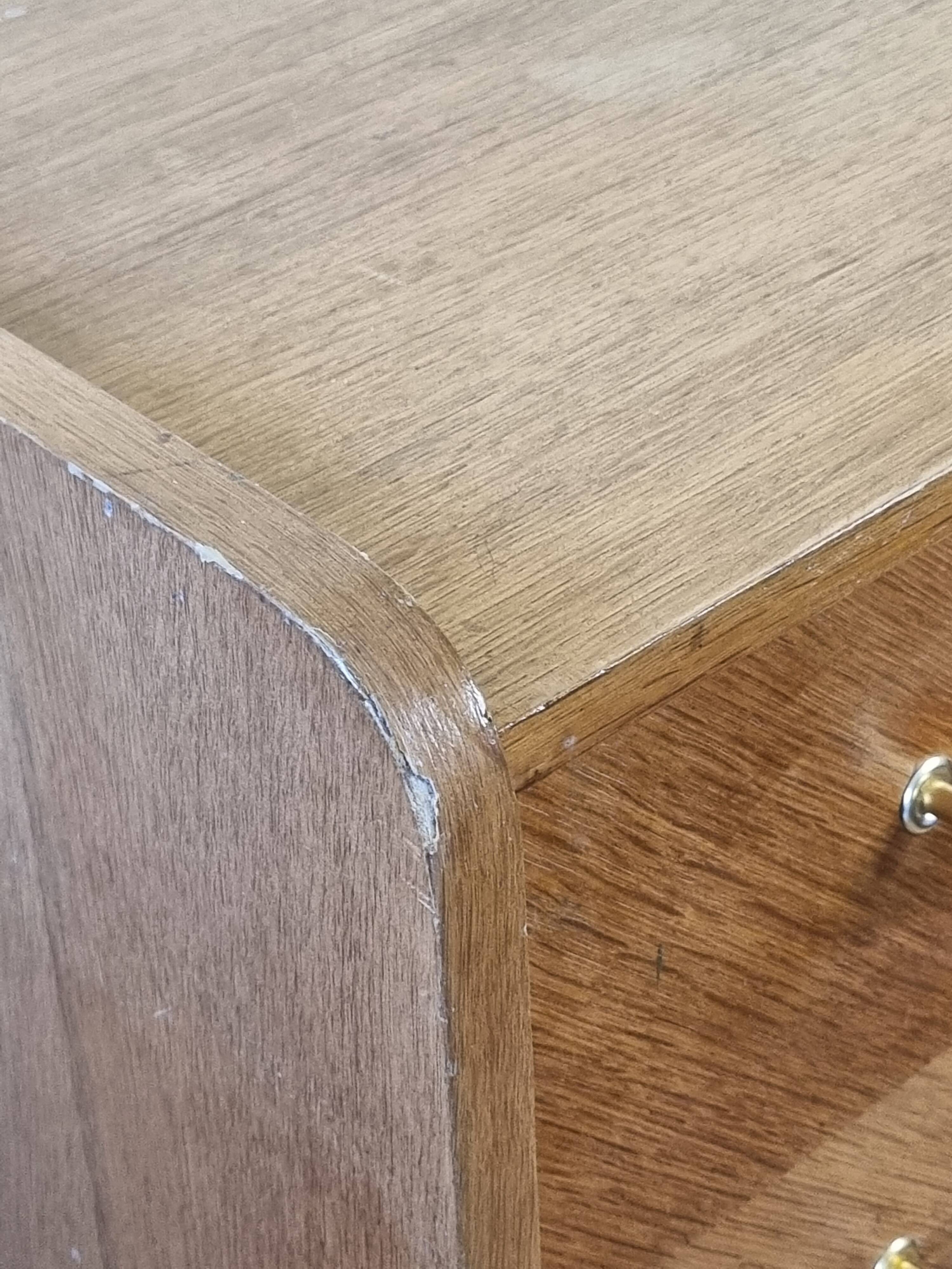 Vintage chest of drawers in modernist veneered wood from the 50s