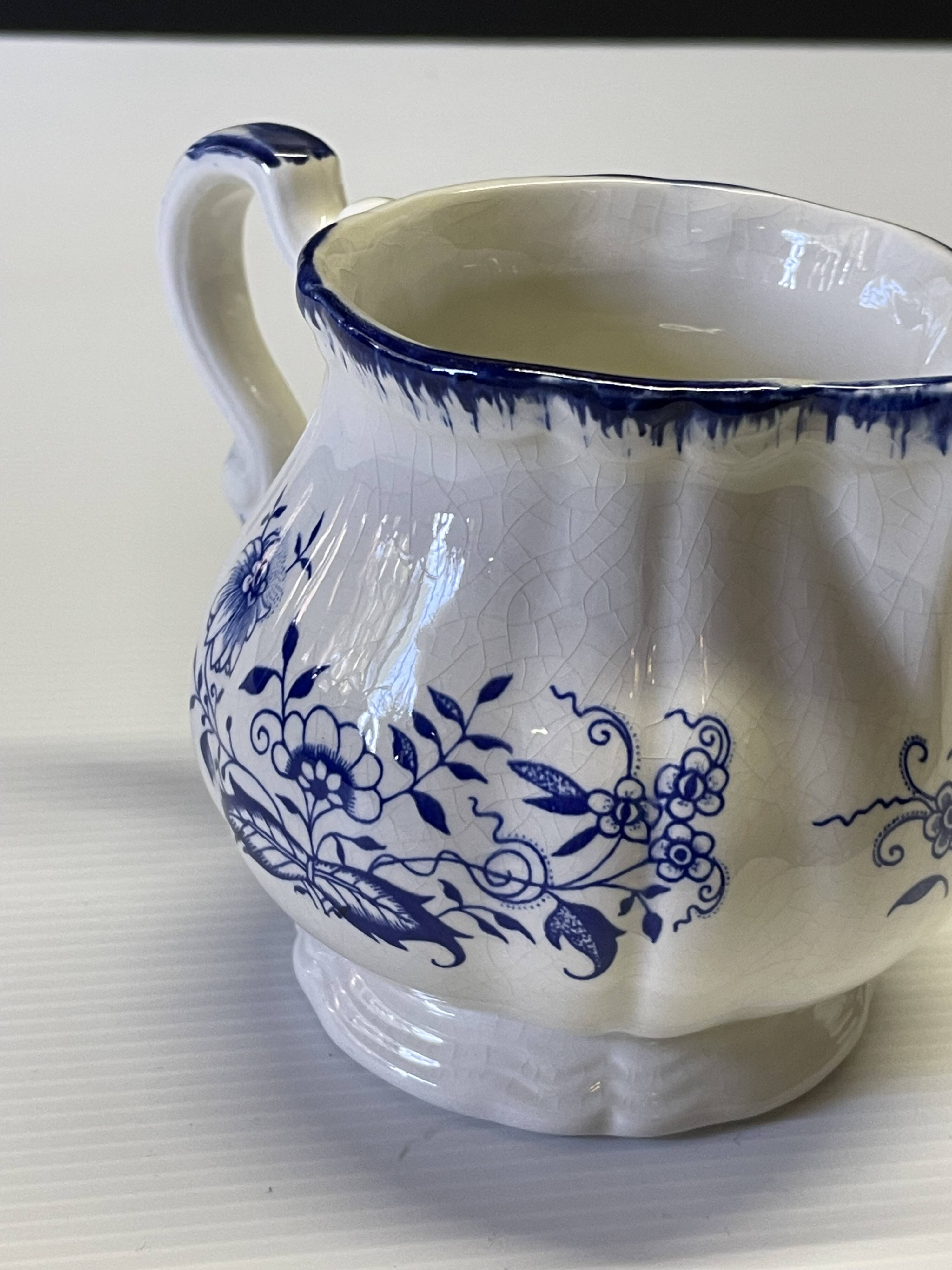 Very nice old ceramic milk jug from Lancaster in good condition.