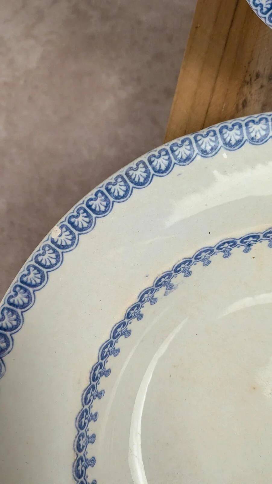 Set of 4 antique English plates – Etruscan Border model