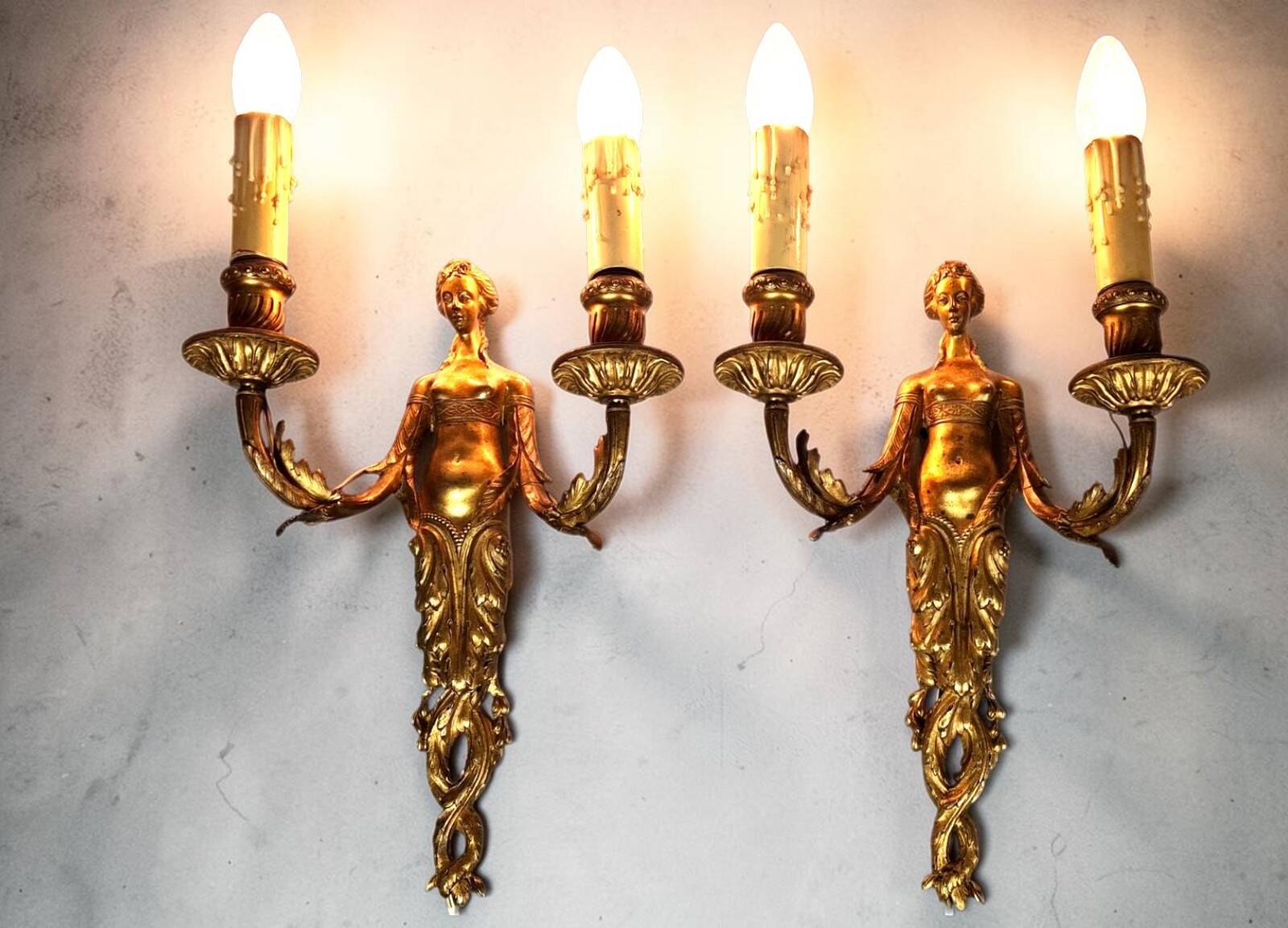 Paire anciennes appliques cariatides bronze doré, électrifiées 4 feux CS862