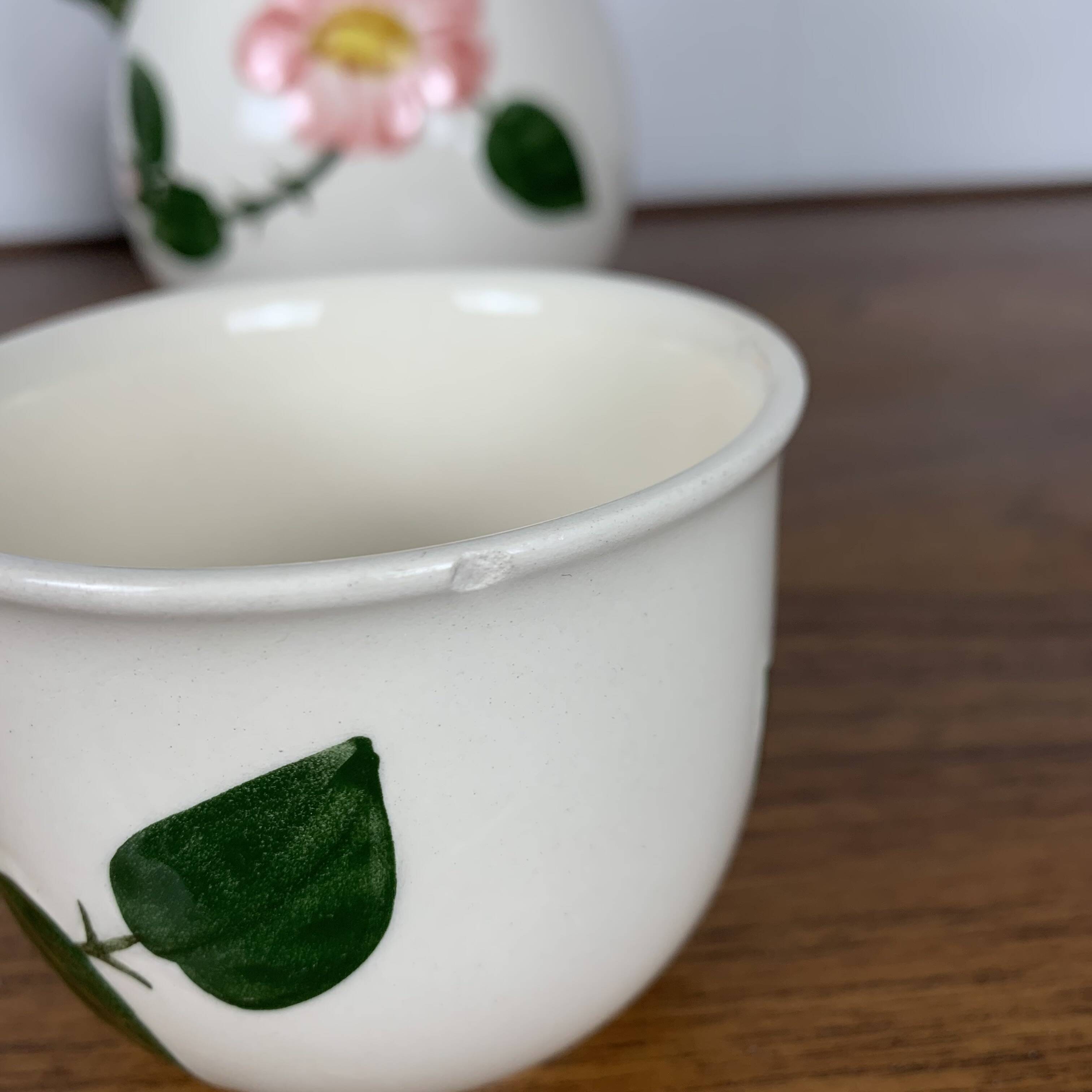 6 teacups + saucers + teapot Villeroy & Boch "Wild Rose" 1970