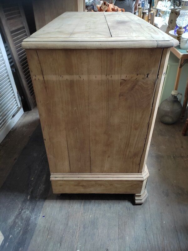 Solid wood sideboard cabinet triple drawer door Aero-gummed dpc 1022200