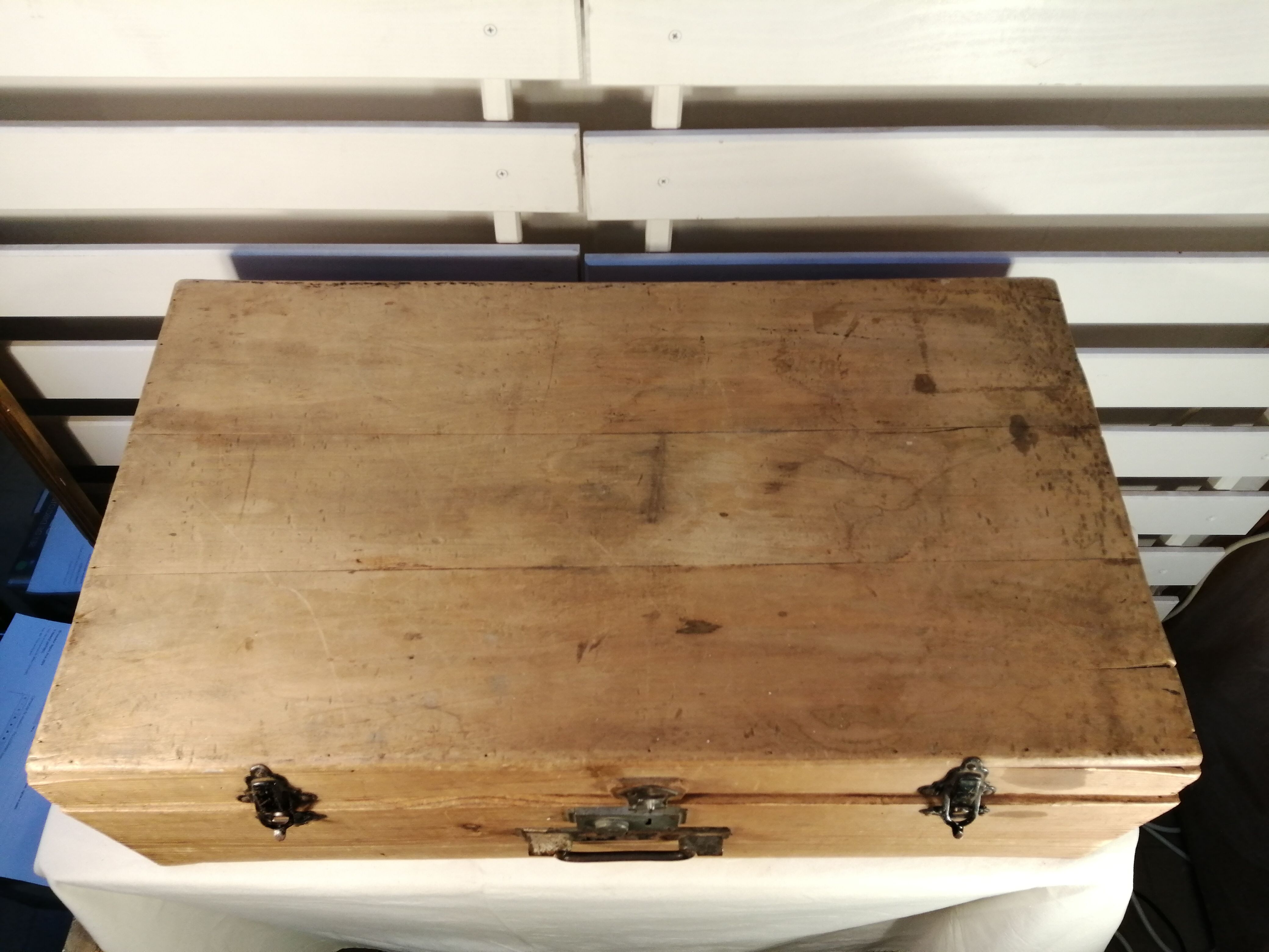 Old wooden suitcase - vintage