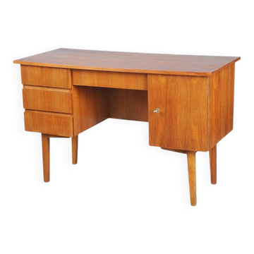 Bureau mid-century en noyer, tchèque, 1950