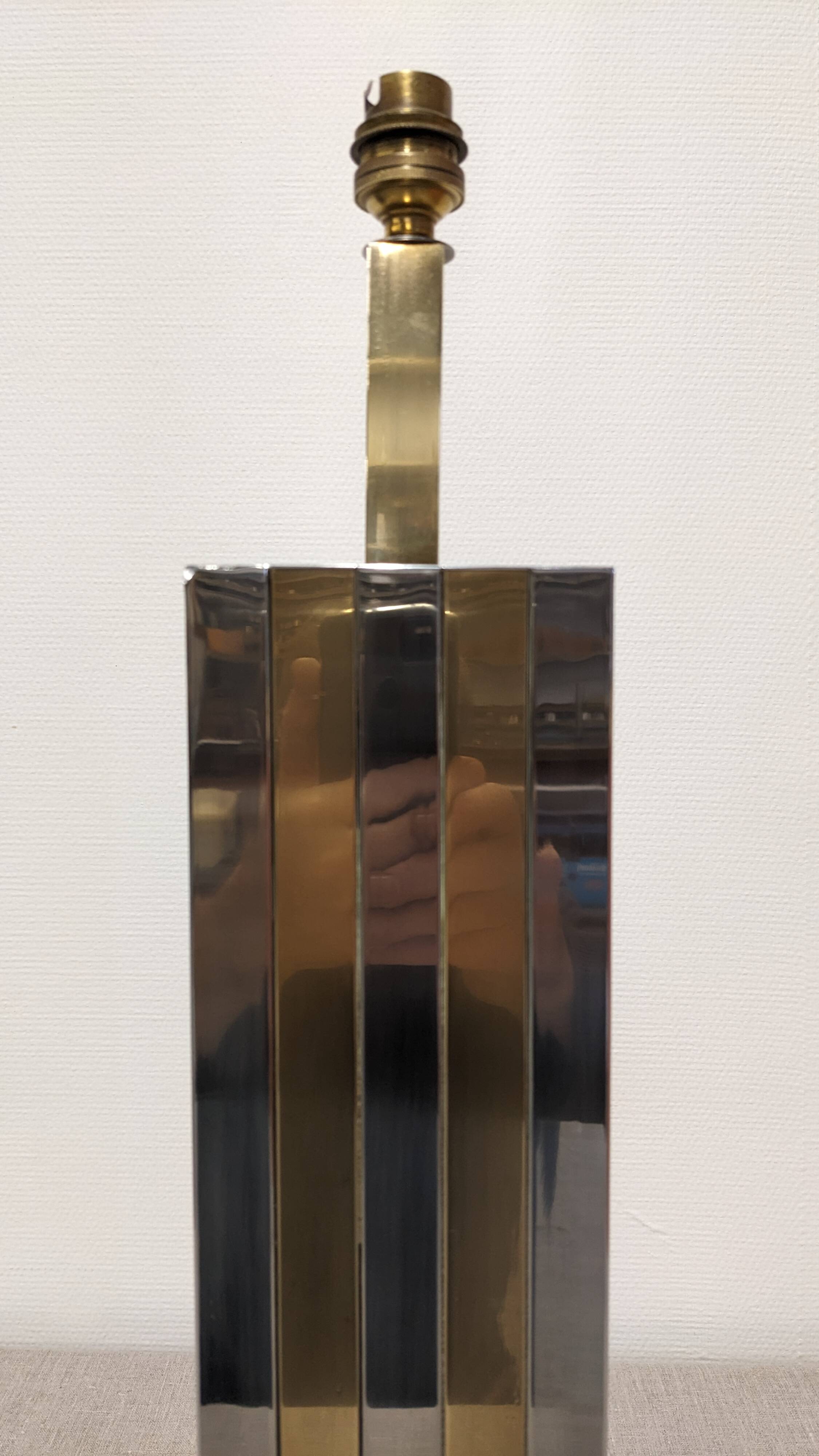 Hollywood Regency lamp base in brass by Roméo Rega, Italy circa 1970.